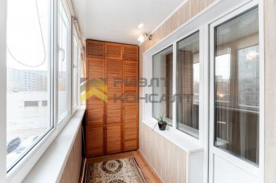 Продажа квартиры Омск. улица Крупской, 9/3