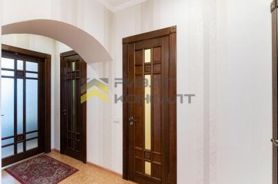 Продажа квартиры Омск. улица Крупской, 9/3