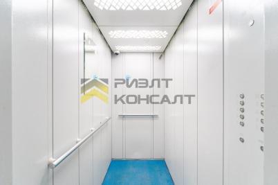 Продажа квартиры Омск. улица Крупской, 9/3