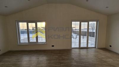 Продажа дома Омский район, село Усть-Заостровка, Центральная улица