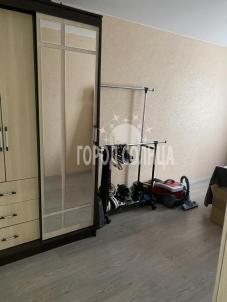 Продажа квартиры Омск. Чкаловский, Петра Осминина, 10