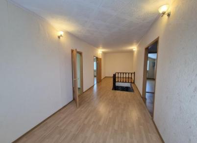 Продажа дома Ясная Поляна, Парадная, 2