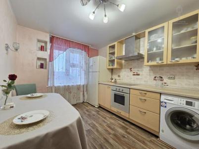 Продажа квартиры Омск.&nbsp;Полёт, 7-я линия, 190