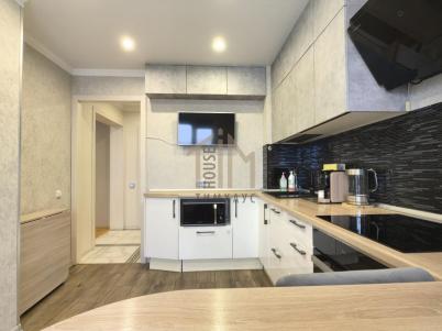 Продажа квартиры Омск.&nbsp;Архитекторов б-р., 17к1