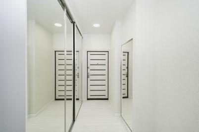 Продажа квартиры Омск.&nbsp;Комарова пр-кт, 15к1