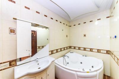 Продажа квартиры ул. Ференца Мюнниха, 17, корп. А