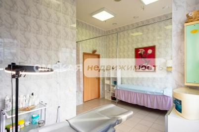 Продажа помещения свободного назначения Омск.&nbsp;улица Лукашевича 10В