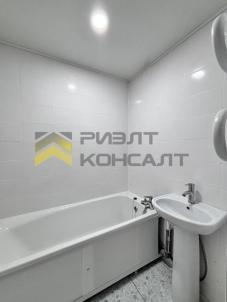 Продажа квартиры Омск.&nbsp;улица Дианова, 8, к.1