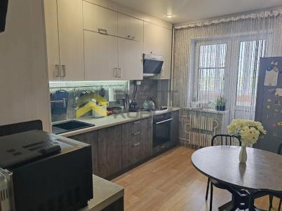 Продажа квартиры Омск.&nbsp;улица Завертяева, 13, к.1