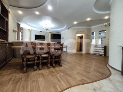Продажа квартиры Омск.&nbsp;Перелёта, 32